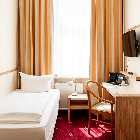 Sleepbeeone 3* Wilhelmshaven