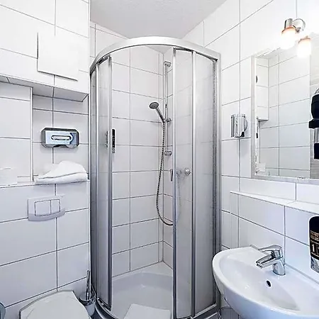 Hotel Ahoi, Sure Collection By Western 3*