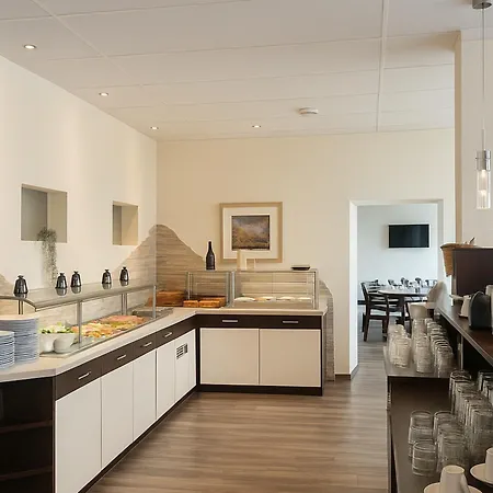 Hotel Ahoi, Sure Collection By Western Wilhelmshaven