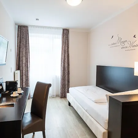 Hotel Ahoi, Sure Collection By Western Wilhelmshaven