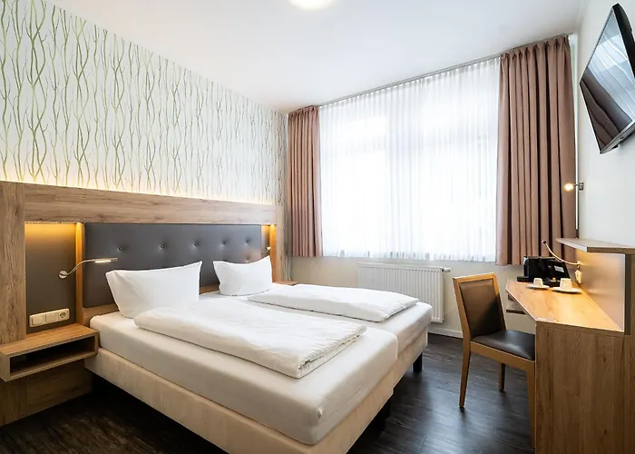 Отель Wilhelmshaven Ahoi, Sure Hotel Collection By Best Western 3*