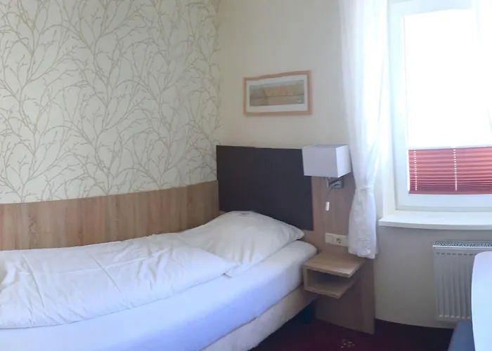 Отель Wilhelmshaven Ahoi, Sure Hotel Collection By Best Western